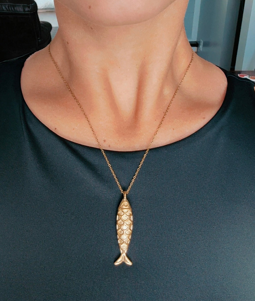 Lucky Catch Gold Necklace