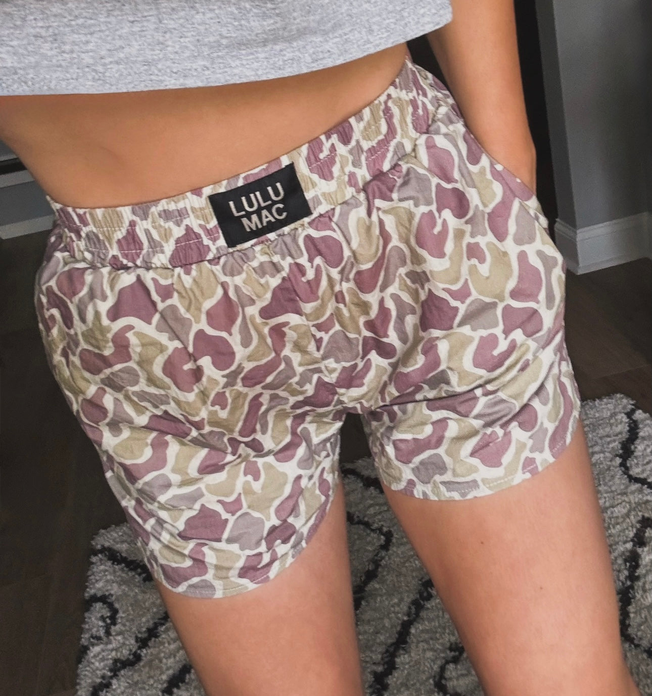 Lulu Mac Shorts (Light Camo)