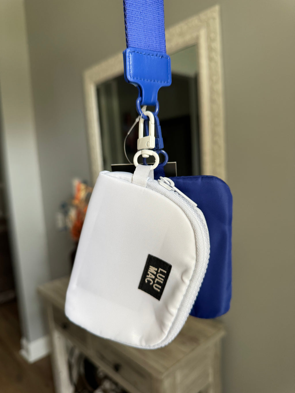 Royal/White Lulu Mac Wristlet